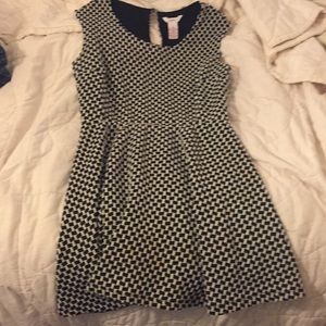 Beautiful Black and White Dress